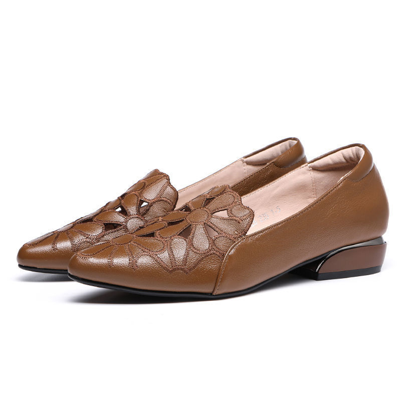 Women's Soft Leather Soft Surface Hollow Embroidered Shoes