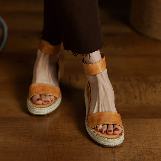 Kvinders flettede vintage flade sandaler i hel læder med kilehæl