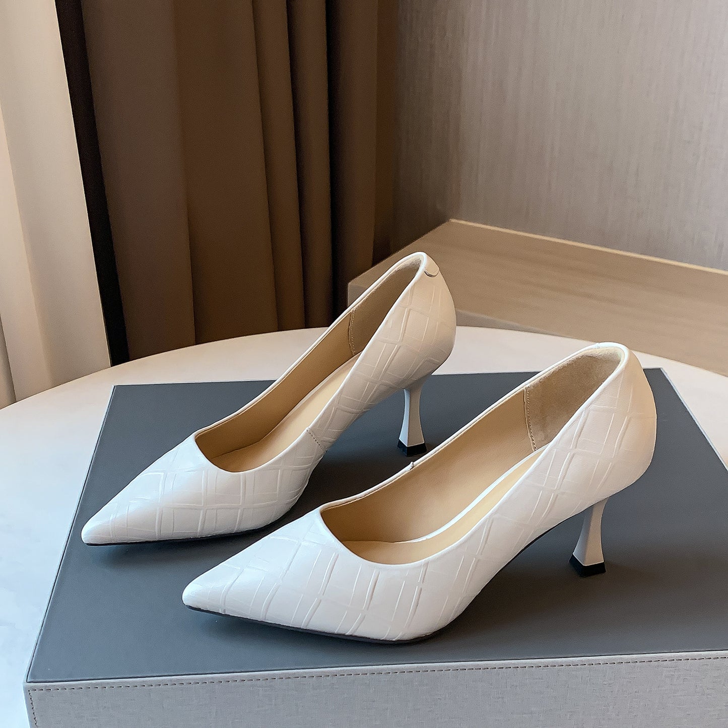 Pointed High Heels Women's Head Layer Sheepskin