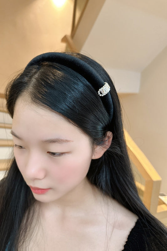 High-end Sophisticated Velvet Narrow Headband With Rhinestones And Sponge Padding