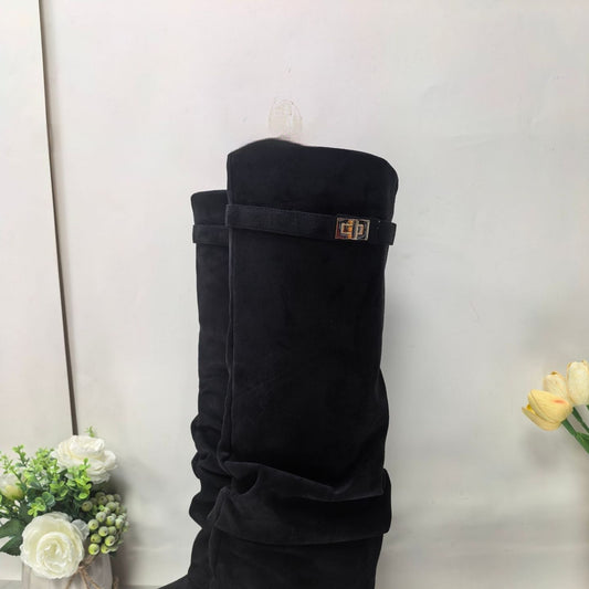 Straight Pleated Metal Buckle Middle Boots Female