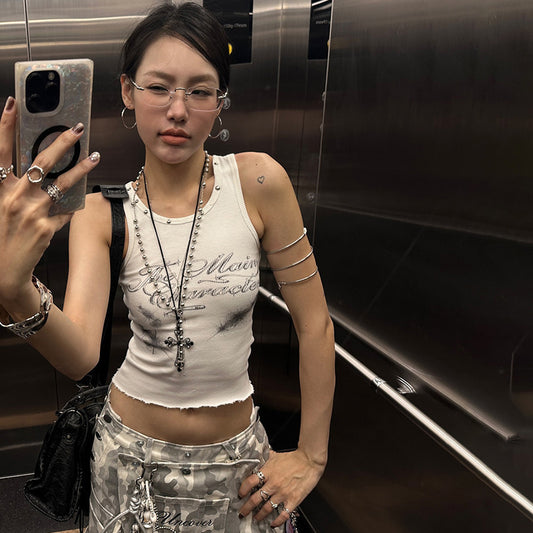 Slim-fit Street-style Sleeveless Printed Tank Top With A Crew Neck