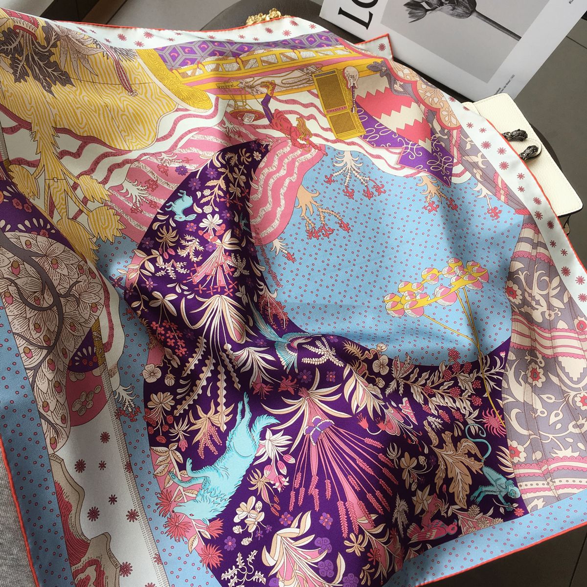 Retro Easy Matching Spring And Summer High-grade Printed Women's Professional Scarf