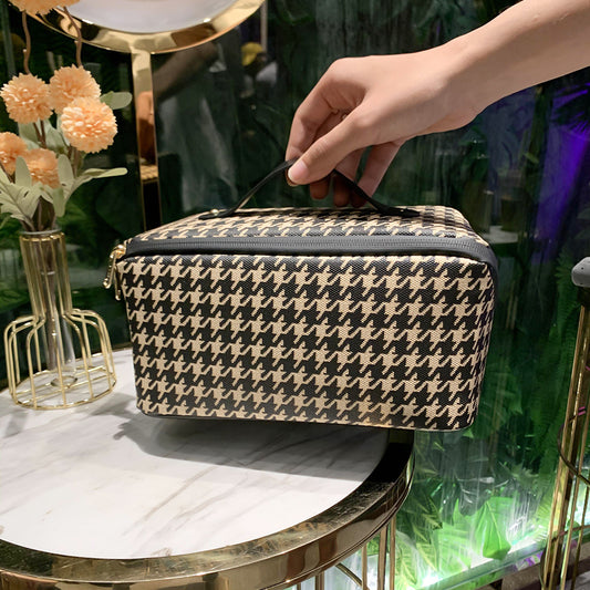 Waterproof Cosmetic Bag With Large Capacity And Portability