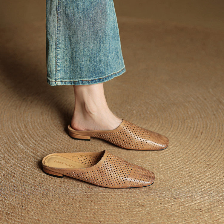 Womens Full-Grain Leather Closed-Toe Half Slippers