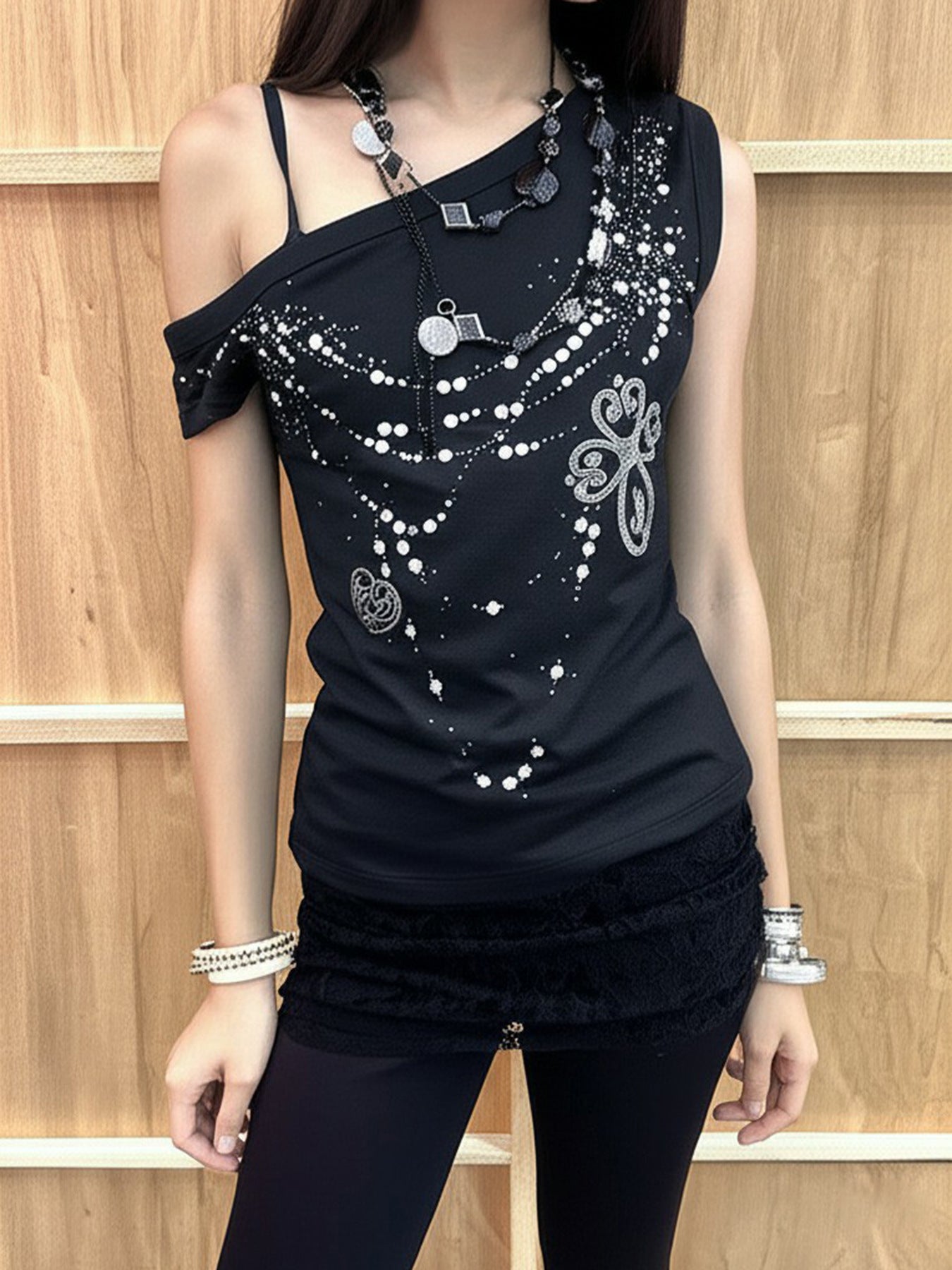 Edgy Tanktop I Street-stil Med Et Dristigt Print