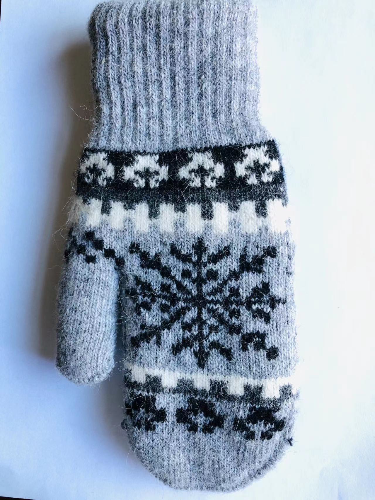 Outdoor Double-layer Warm And Cold-proof Women's Gloves