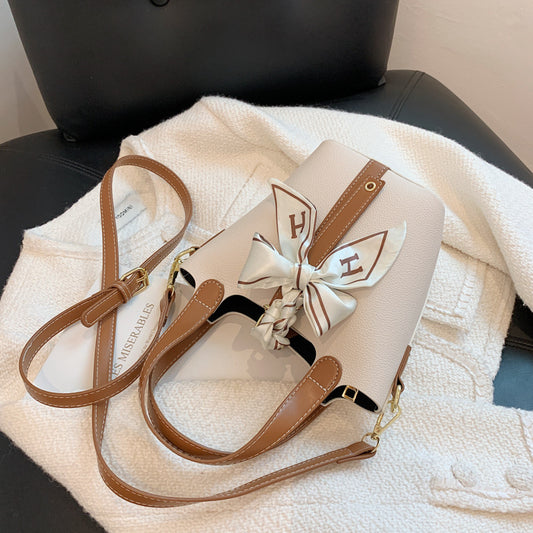French Niche All-match Retro Bucket Handbag