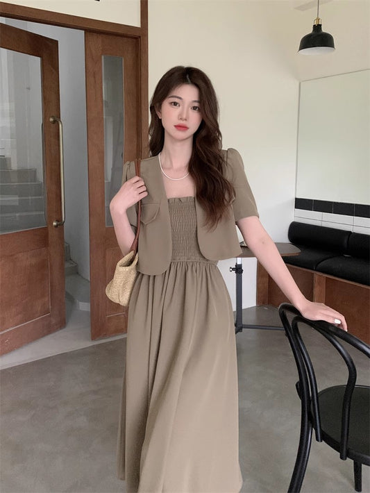 Korean-style Fashionable And Stylish Short-sleeved Blazer With Dress Set