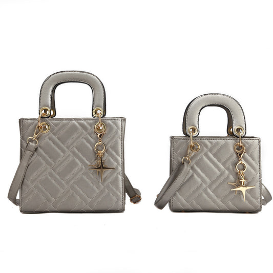 Manufacturer Wholesale Women's Bags New Women's Shoulder Bag XINGX Pendant All-matching Diamond Small Bag Women's