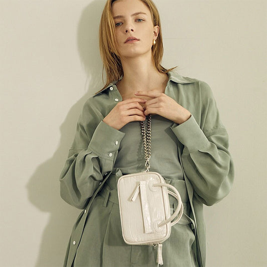 European And American Niche Design Retro Chain Handbag