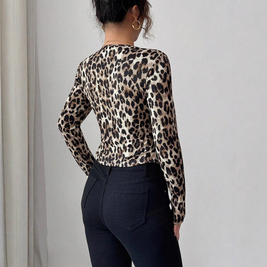 Leopardmønstret cardigan T-shirt med kontrastfarver og lange ærmer til kvinder