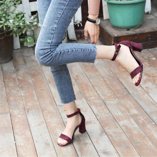 Mid-heel All-match Toe Buckle Roman High Heels Women