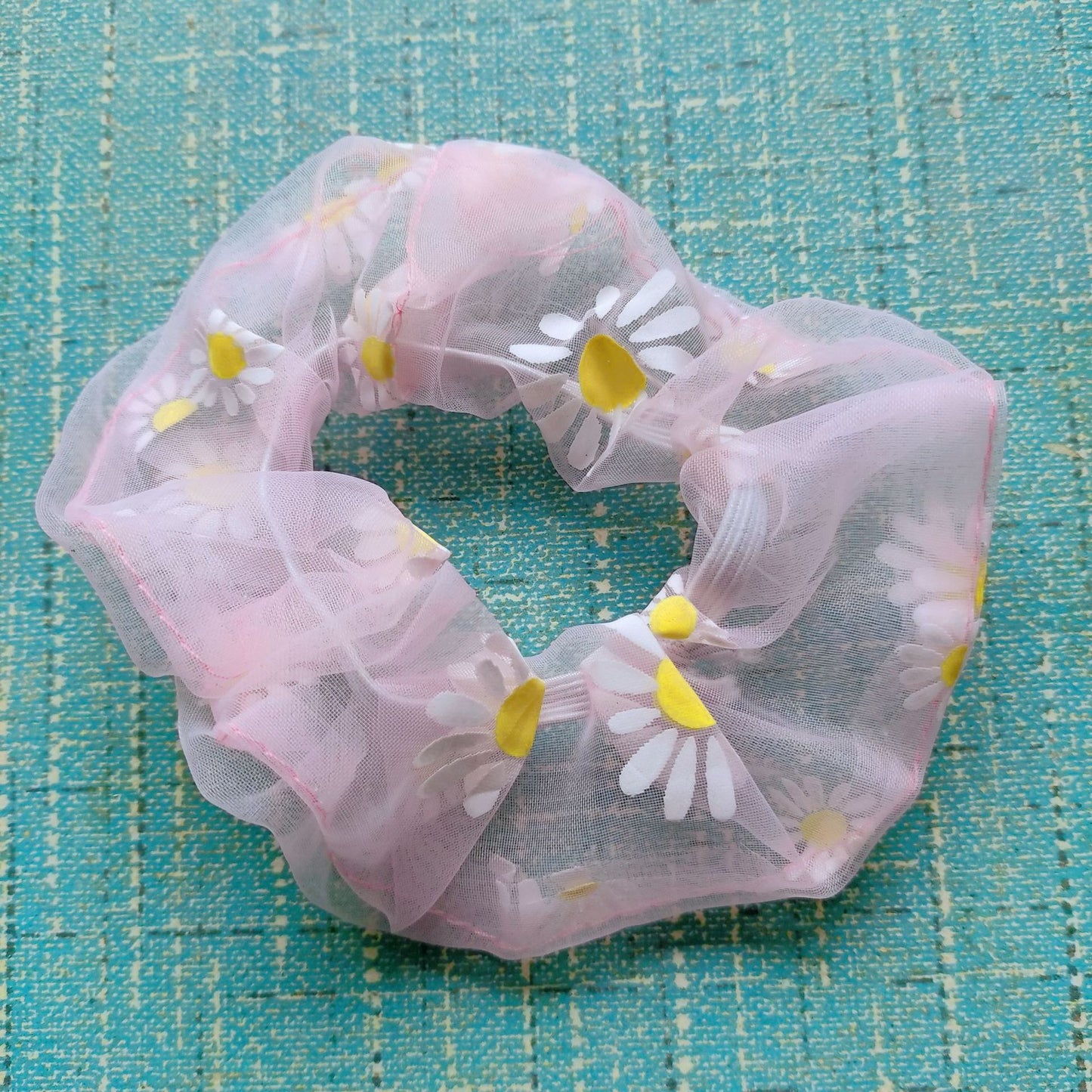 Small Daisy Large Intestine Ring Net Yarn Forest System