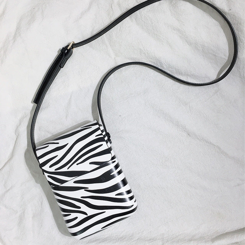 Women's Vertical Shoulder Bag Small Satchel