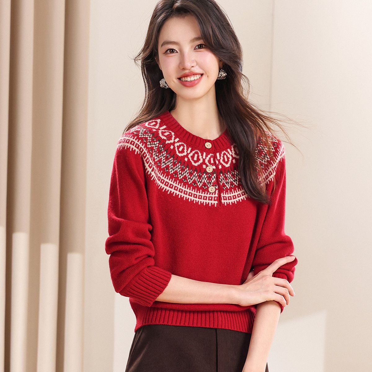 Womens Retro Fair Isle Knit Sweater With Buttons And A Crew Neck