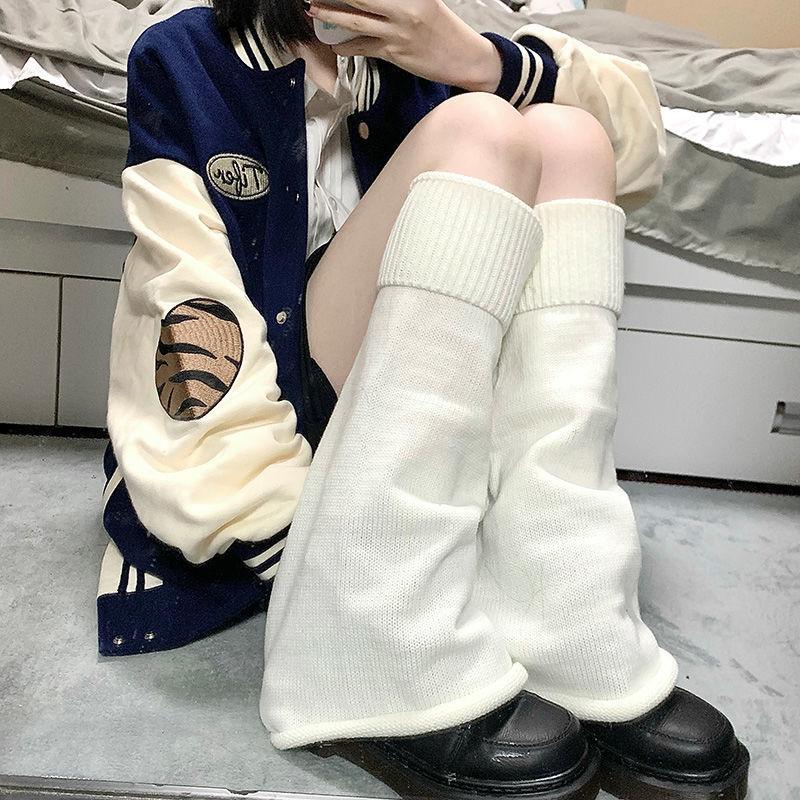 Thickened Schoolgirl Solid Color Pile Socks