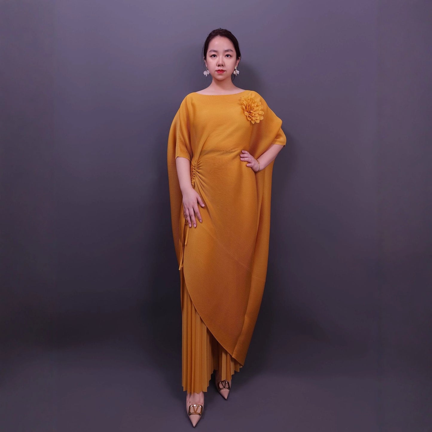 Solid Color Bat Sleeve Loose Drawstring Fashion Slimming