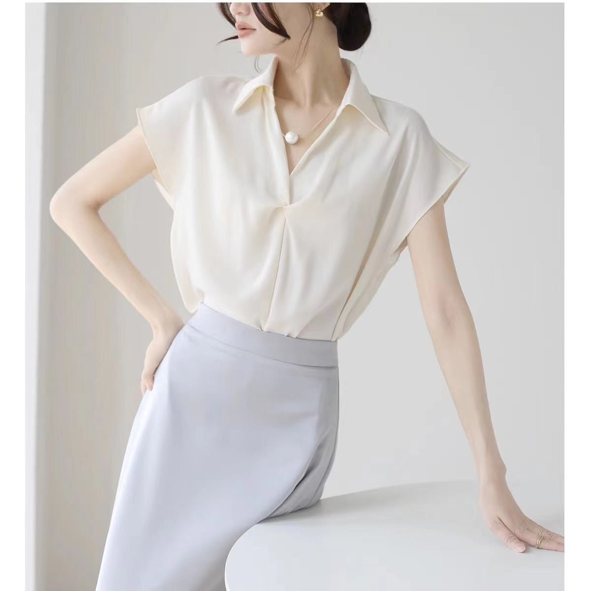 Women's Versatile Short-sleeved Top