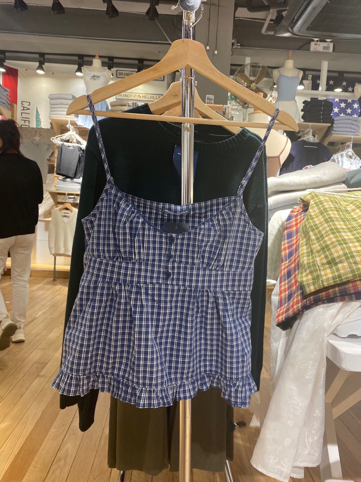 Three-button Plaid Camisole Women's Outer Wear