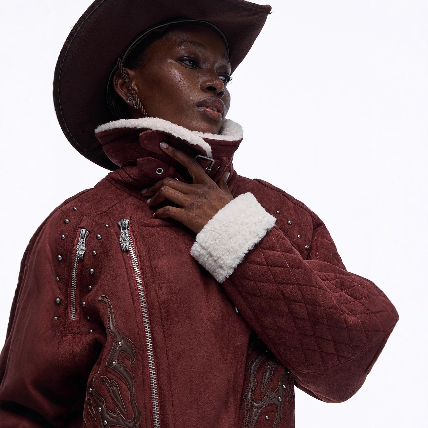 Trendy Plush Coat With A Retro Design-forward Lapel
