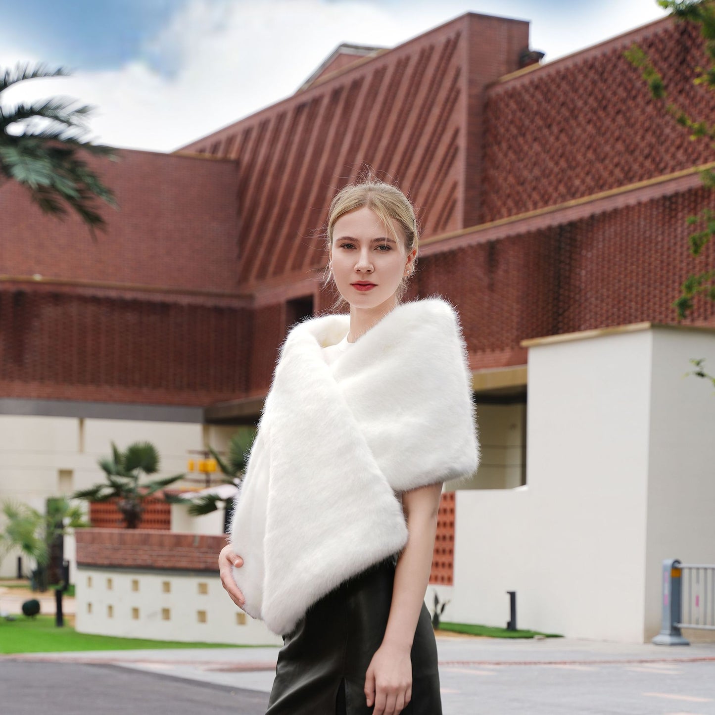 Autumn And Winter New Imitation Fur Waistcoat Cross Scarf