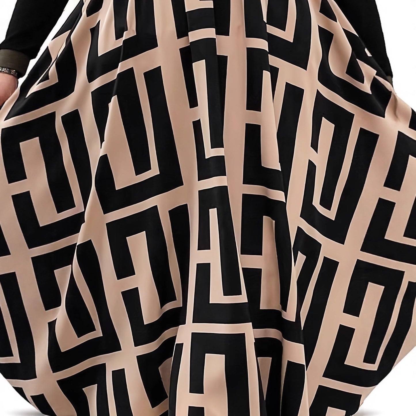 Figure-flattering Waist-cinching Designer Dress