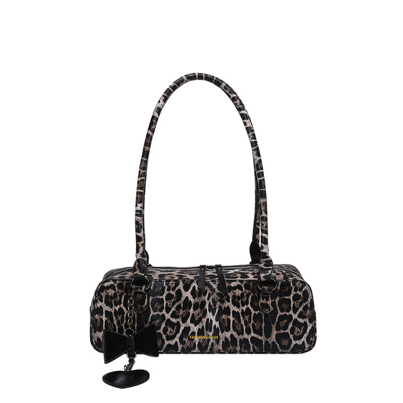 A High-end Tote Bag With A Uniquely Distinctive Design