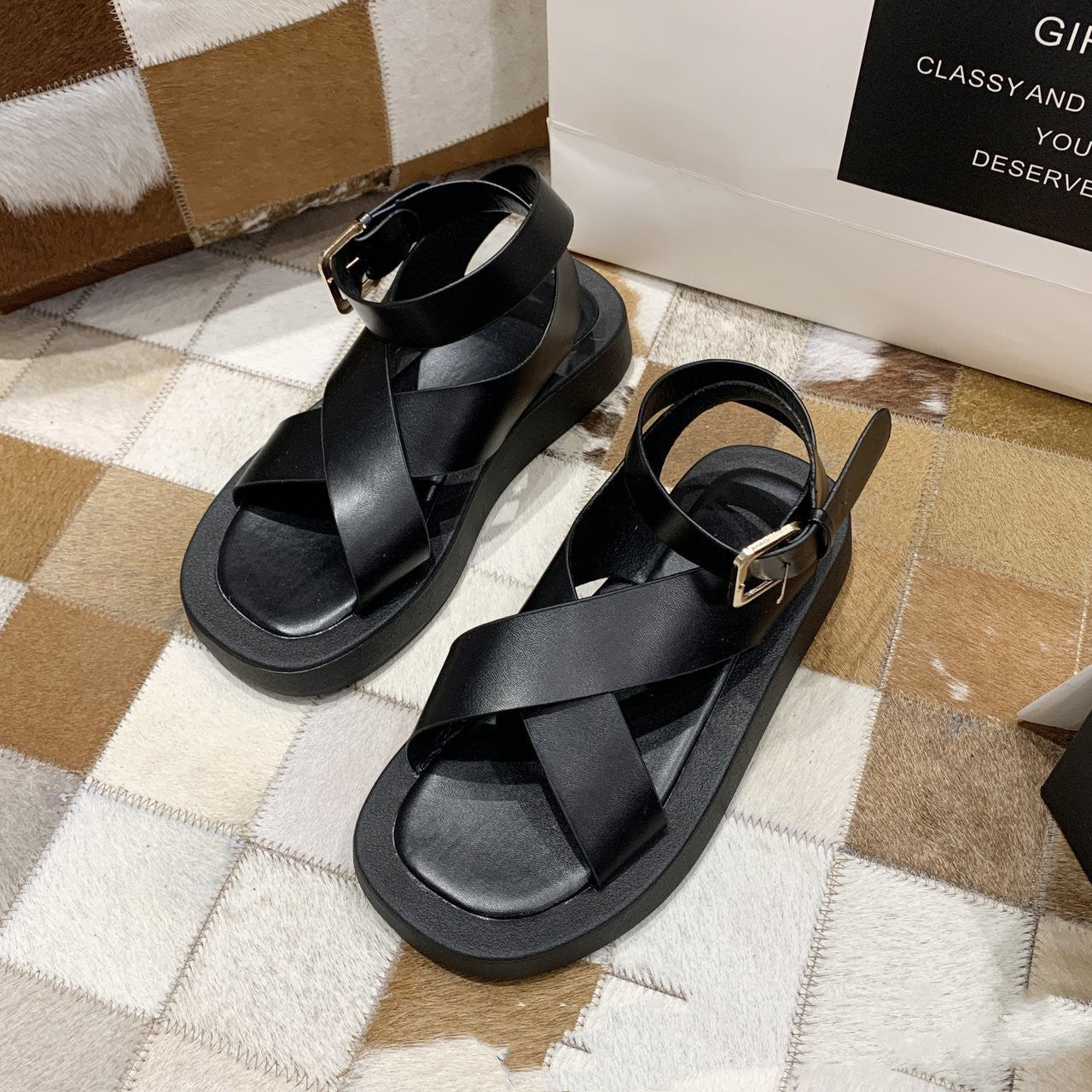 New Net Celebrity Fairy Style Student Fashion Platform Platform Roman Beach Shoes