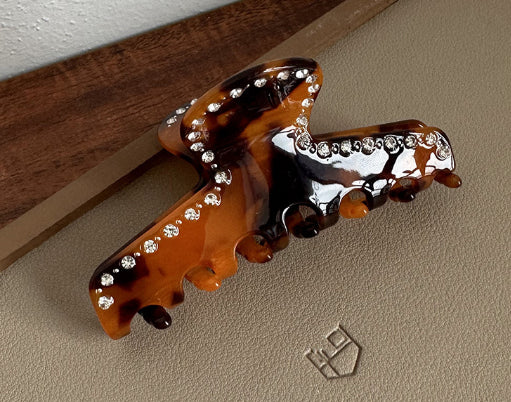 Female Versatile French Large Acetate Gripper