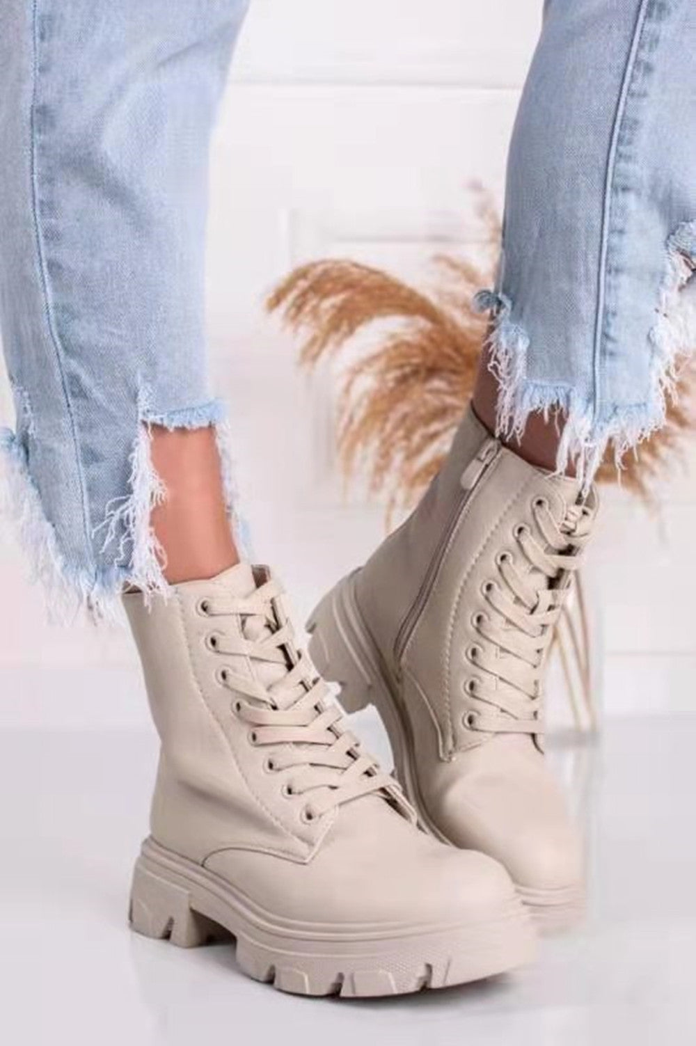 Round Toe Thick-soled Leather Ankle Boots British Style Large Size High-top Women's Boots