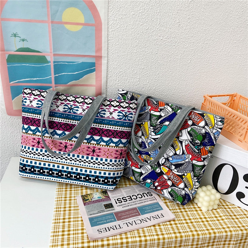 Stor kapacitet dame skuldertaske med print