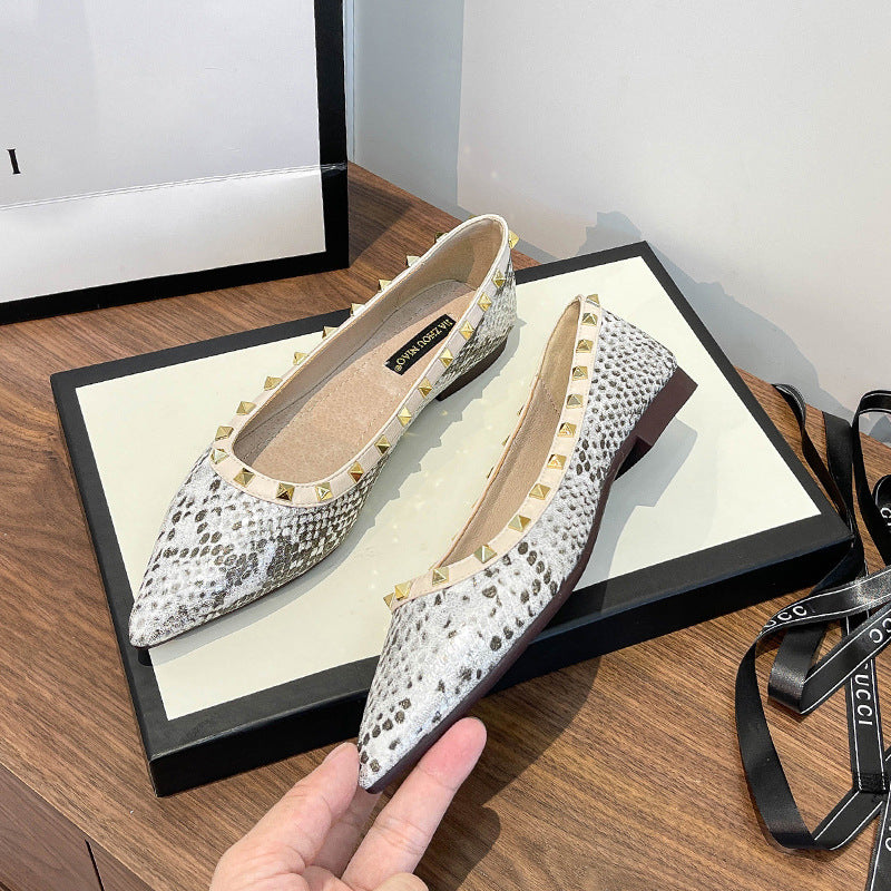 Women's Snakeskin Pattern Shallow Mouth Pointed Toe Flat Shoes