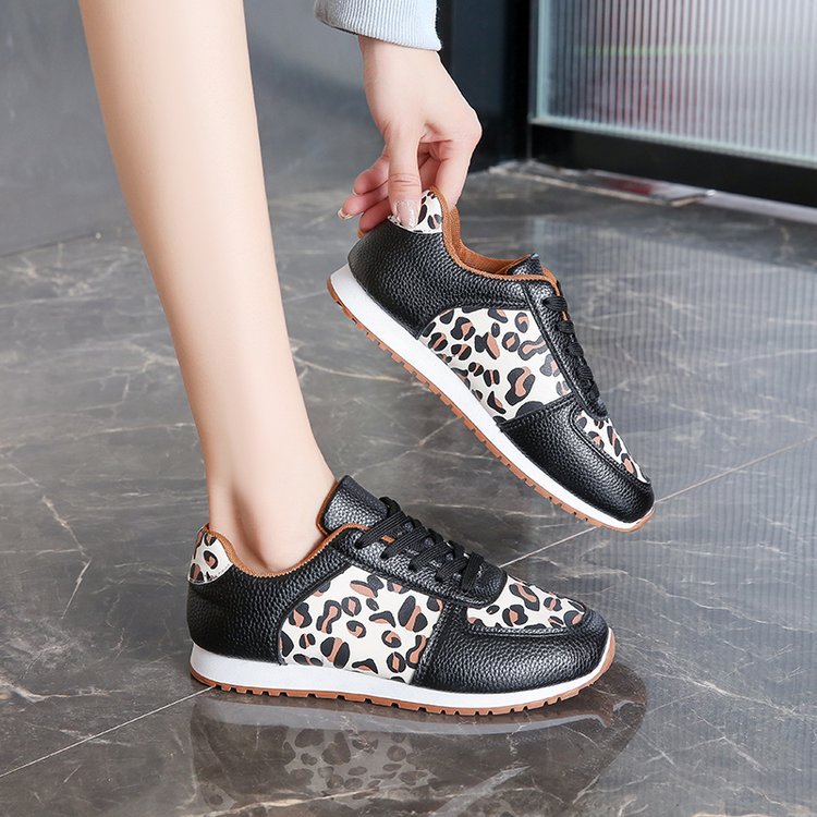 Lace-up Flat Non-slip Women's Shallow Mouth Student Running Sneaker