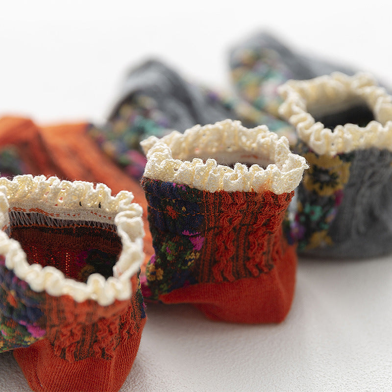 Women's New Lace Cotton Retro Small Floral Boat Socks