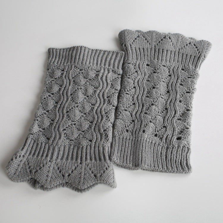 Women's Warm Fashionable Short Hollow Socks