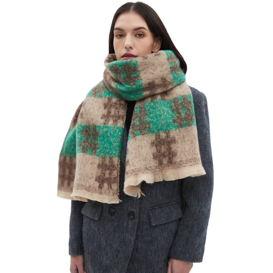 European And American-style Yarn Pattern Jacquard Scarf