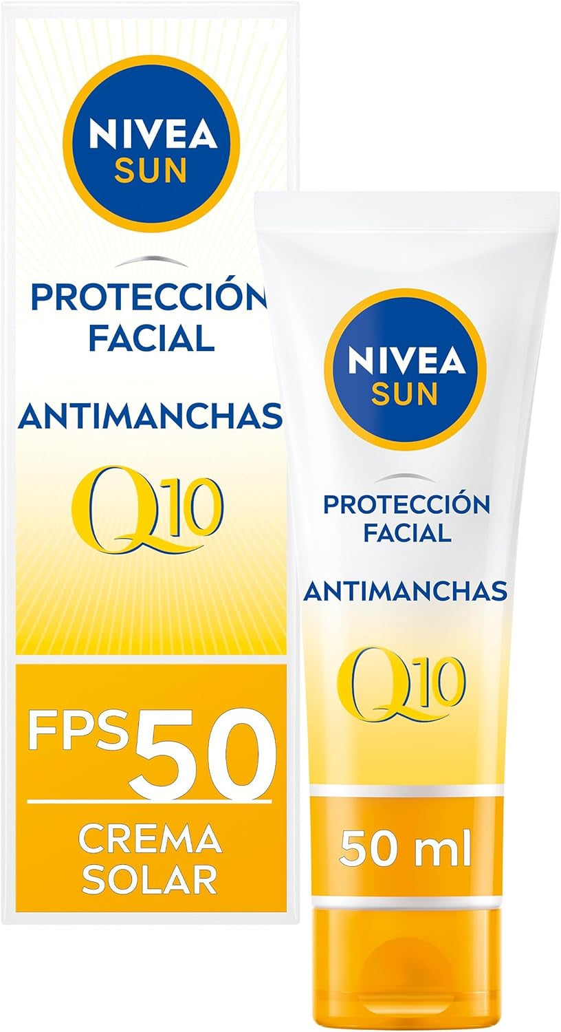 NIVEA SUN - Protección Solar Facial UV FP50 Antiedad & Antimanchas - Crema Solar Facial - Previene Las Arrugas - Con Q10 Y Antioxidantes - Crema Hidratante - 0% Residuos - Piel Normal a Seca - 50 Ml