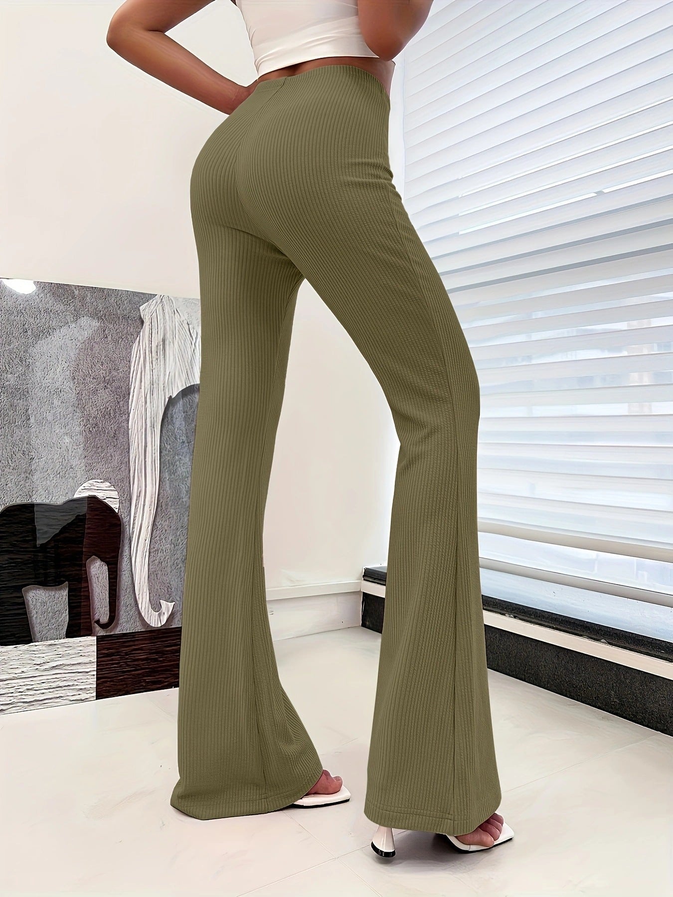Casual Straight-Leg Yoga Pants Slim-Fit With A Slight Flare At The Hem