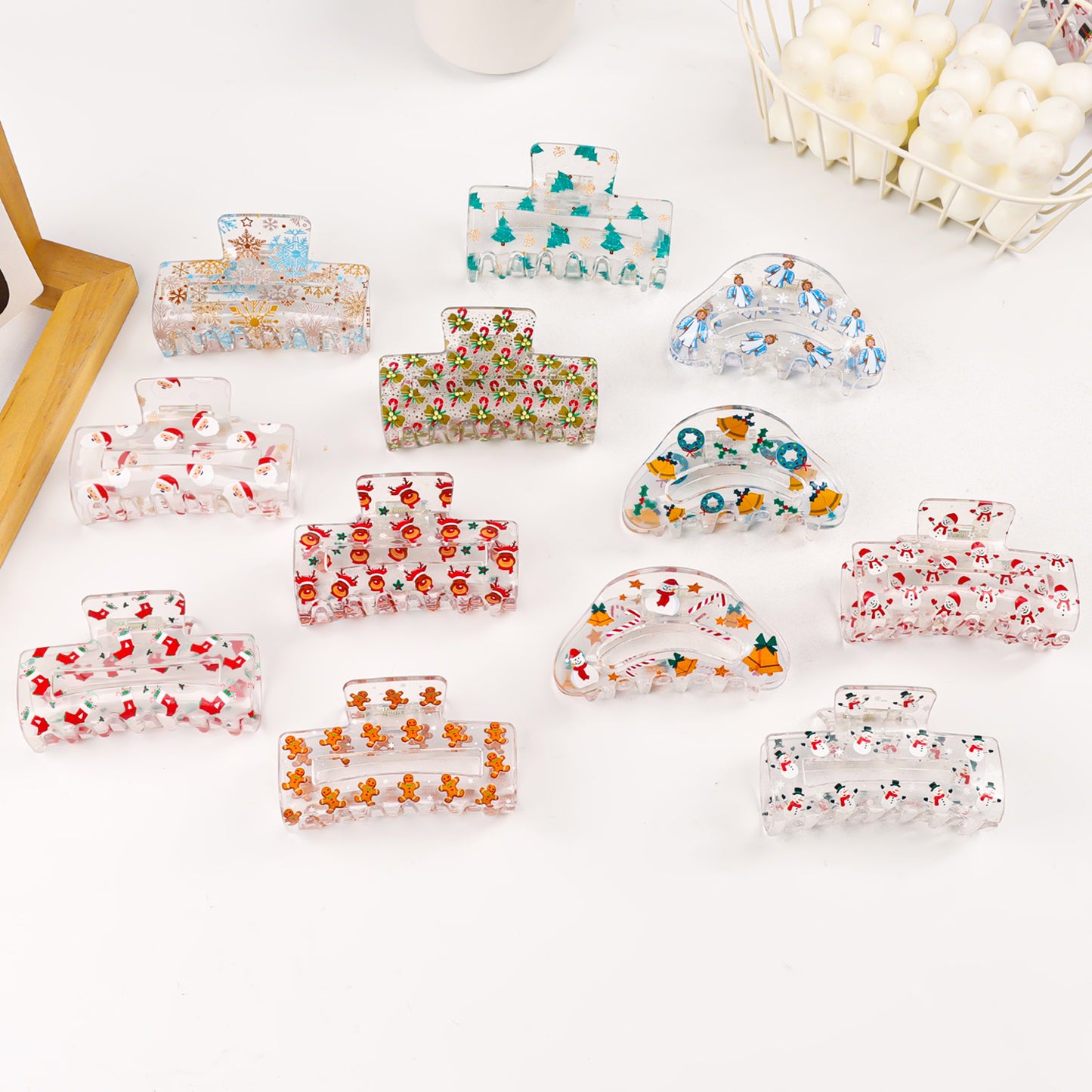 Gingerbread Man Patterned Shark Clip With A Festive Christmas Vibe