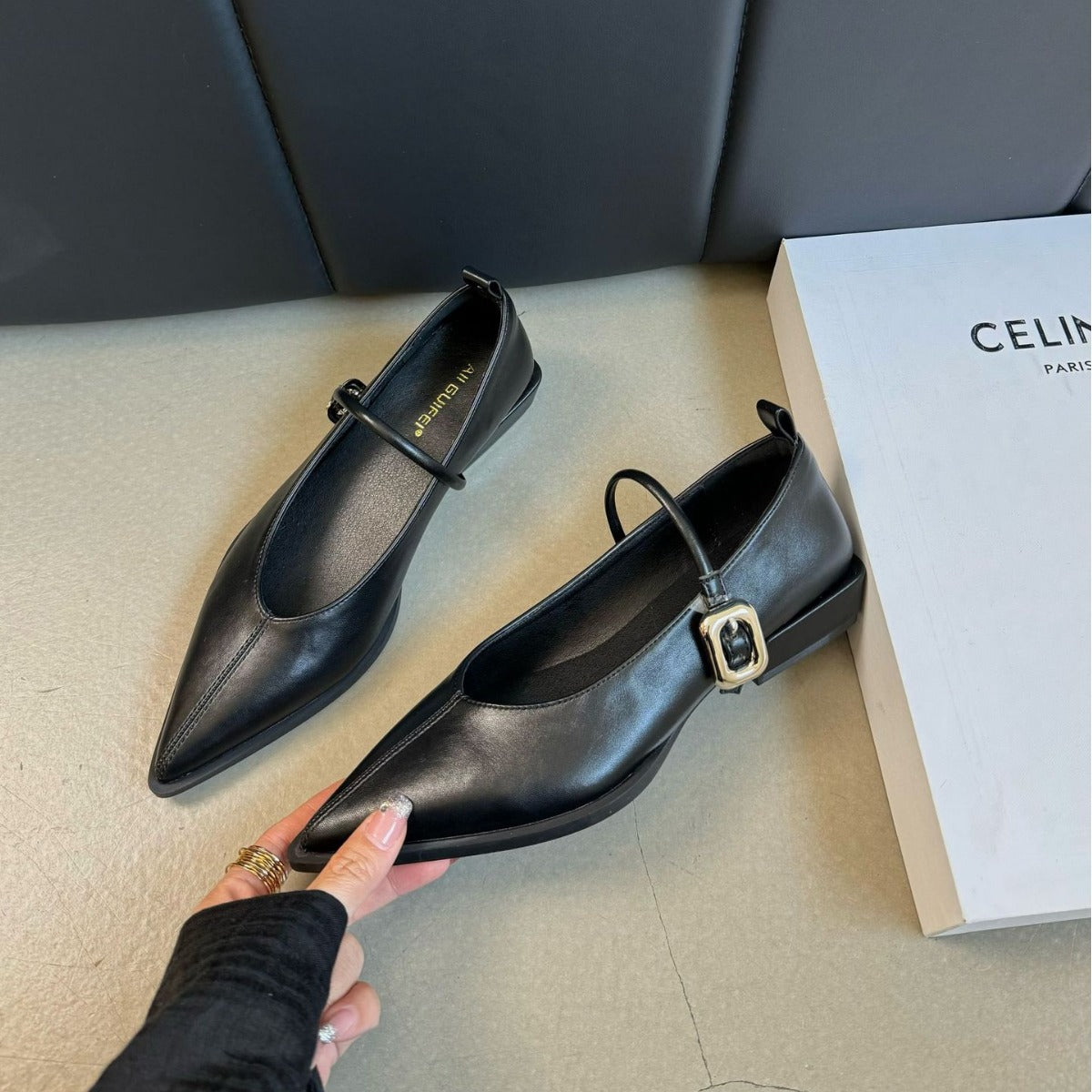 Womens Chunky-Heeled French-Style Retro Pointed-Toe Brown Mary Jane Shoes