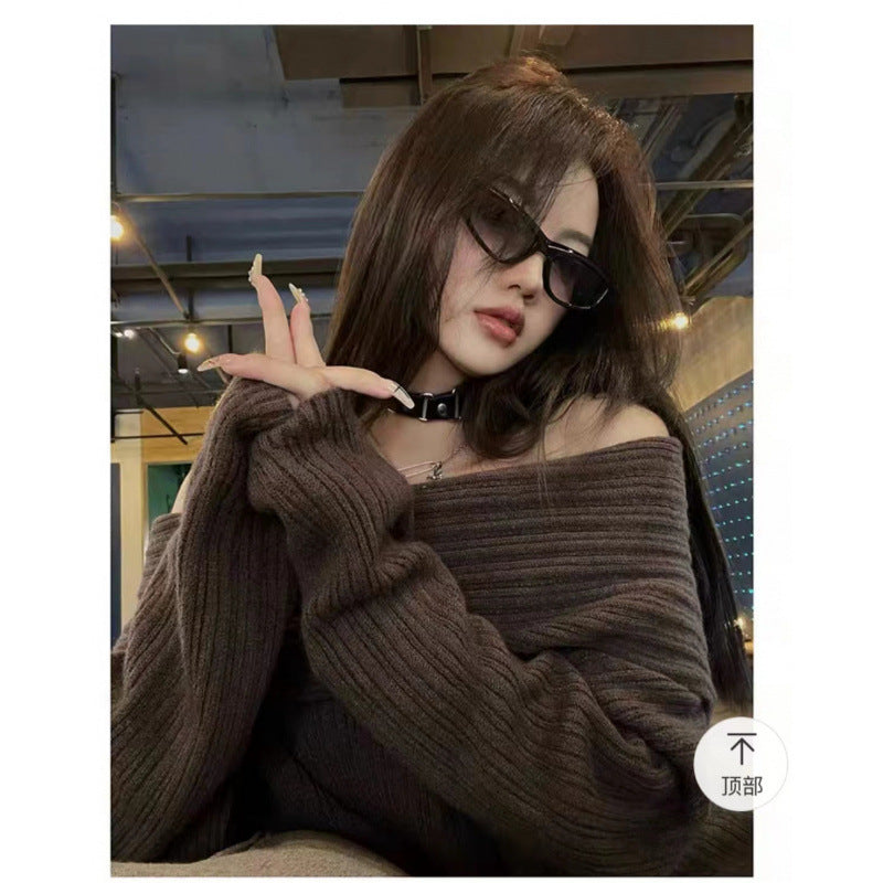 Lazy Style Shoulder-revealing Red Atmosphere Off-shoulder Sweater
