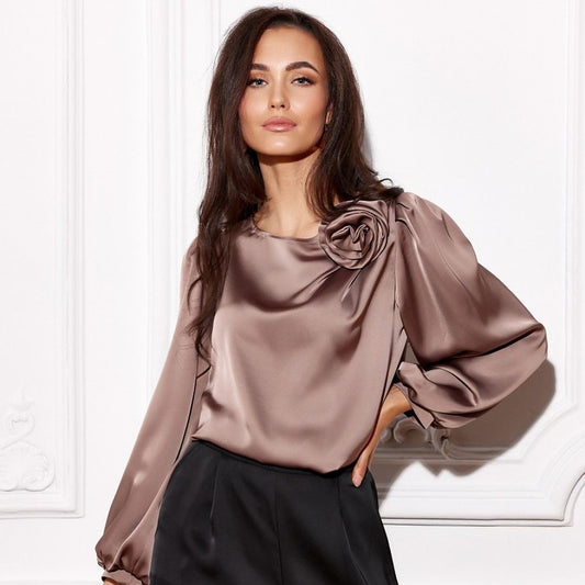Elegant, unik og fashionable skjortetop til kvinder