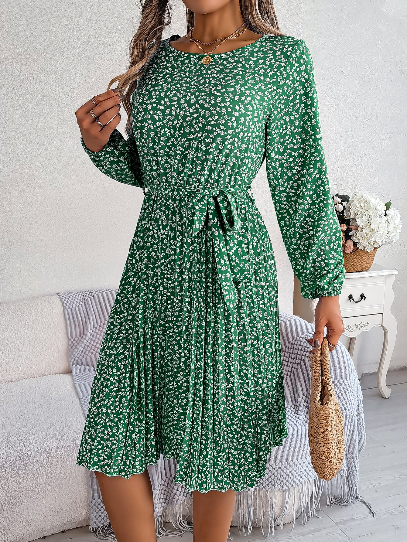 Women's Casual Long Sleeve Floral Flared Pleated Skirt