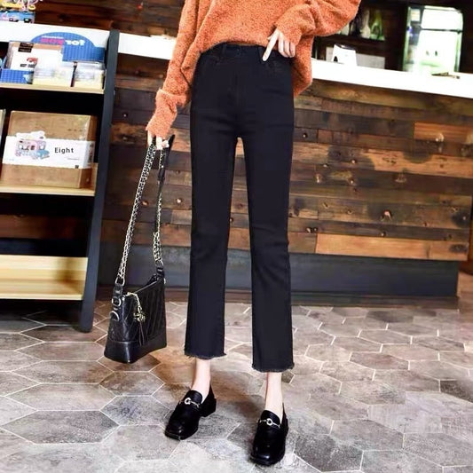 Højtaljede slankende cropped lige jeans til forår og efterår
