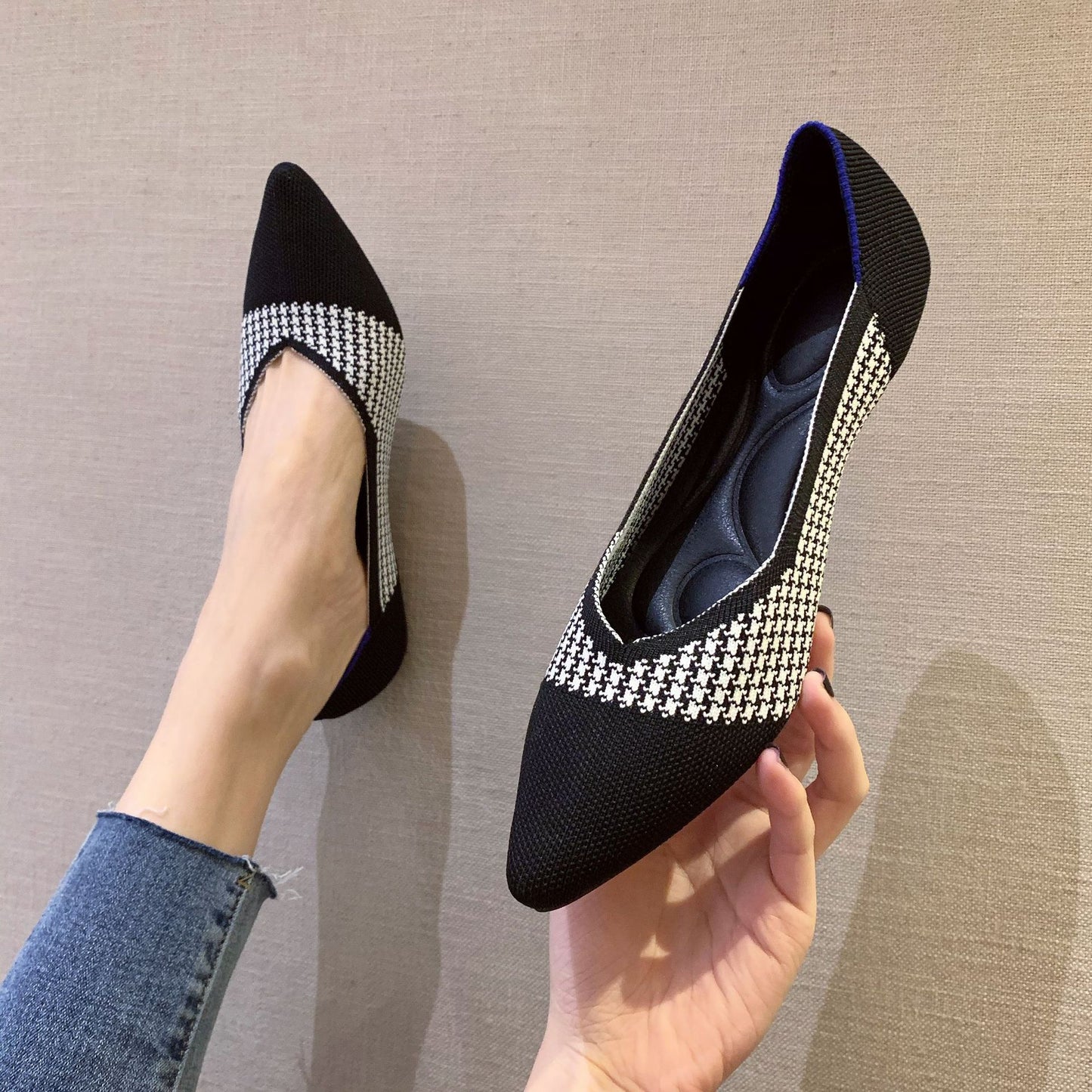 Shallow Mouth Flying Knit Shoes Pointed Toe Flat Knit Egg Roll