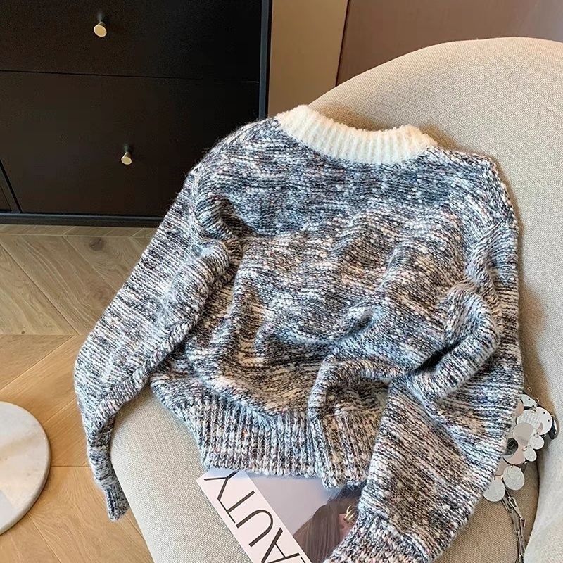 Broderet cardigan til kvinder med hvalpemotiv
