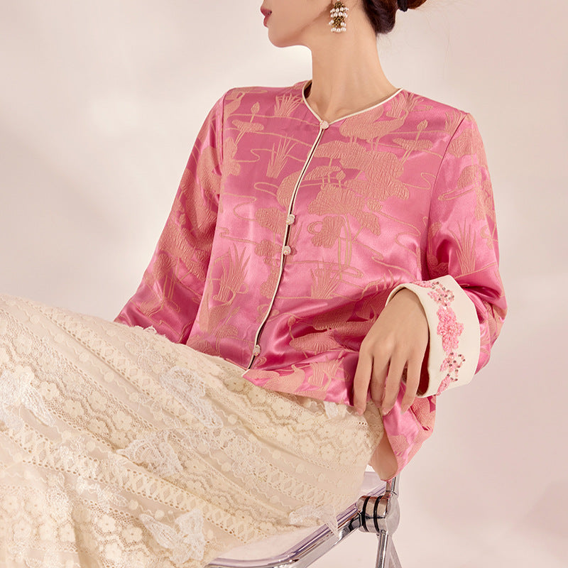 Kinesisk Retro Perlebroderet Bluse i Mulberrysilke Elegant og Moderigtig Frakke