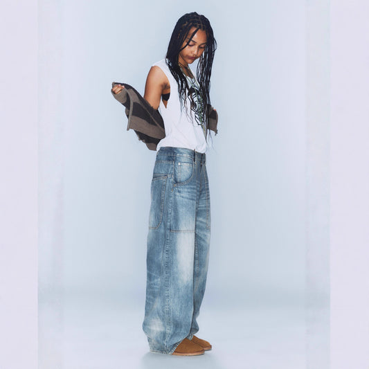 Womens Retro Washed Distressed Scimitar Jeans