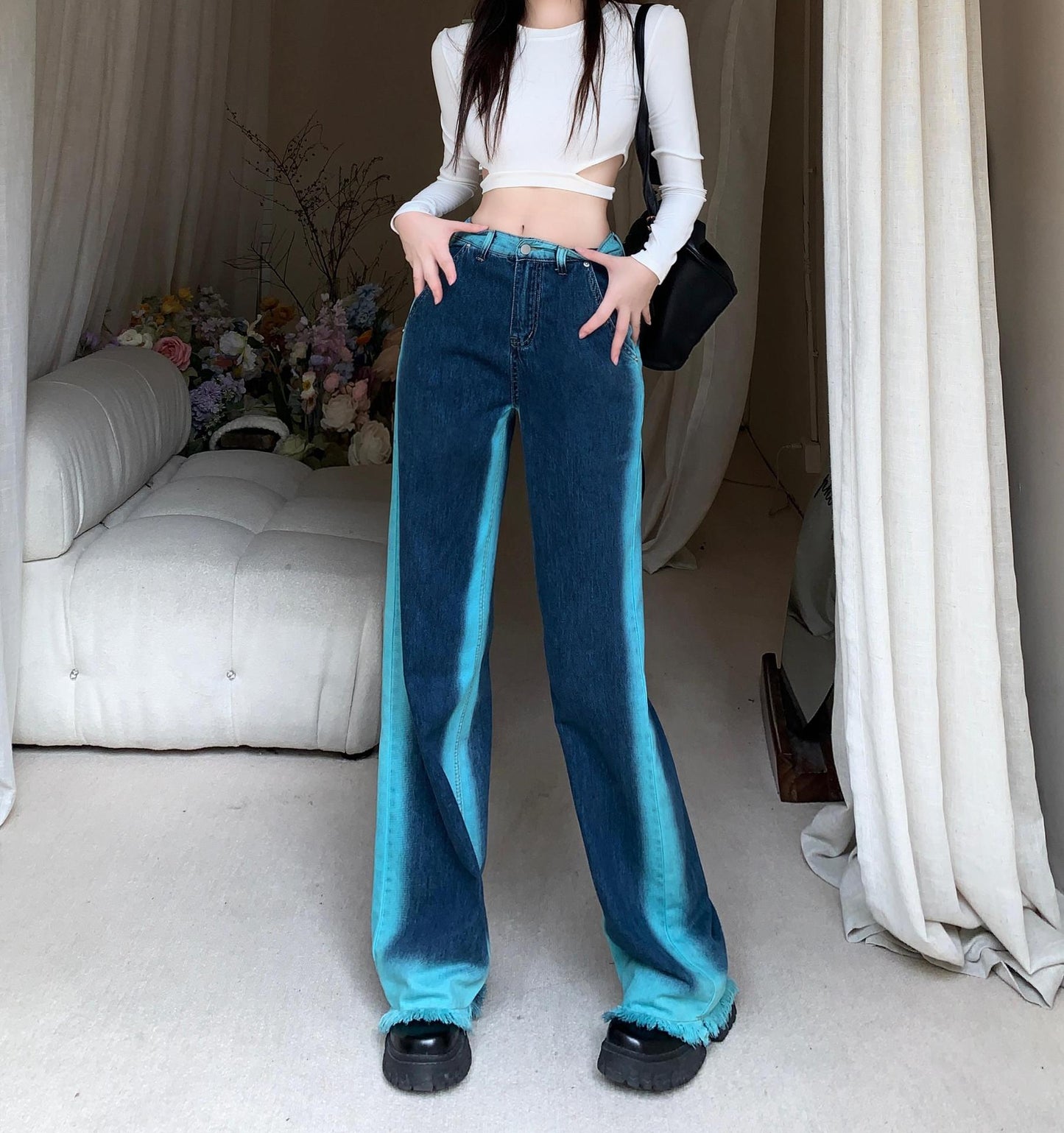 Street Color Jeans With Wide Legs And Raw Hem